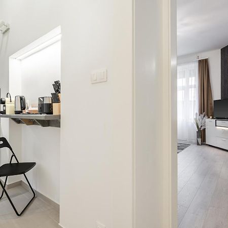 Dorsett Heights Apartment บูดาเปสต์ ภายนอก รูปภาพ