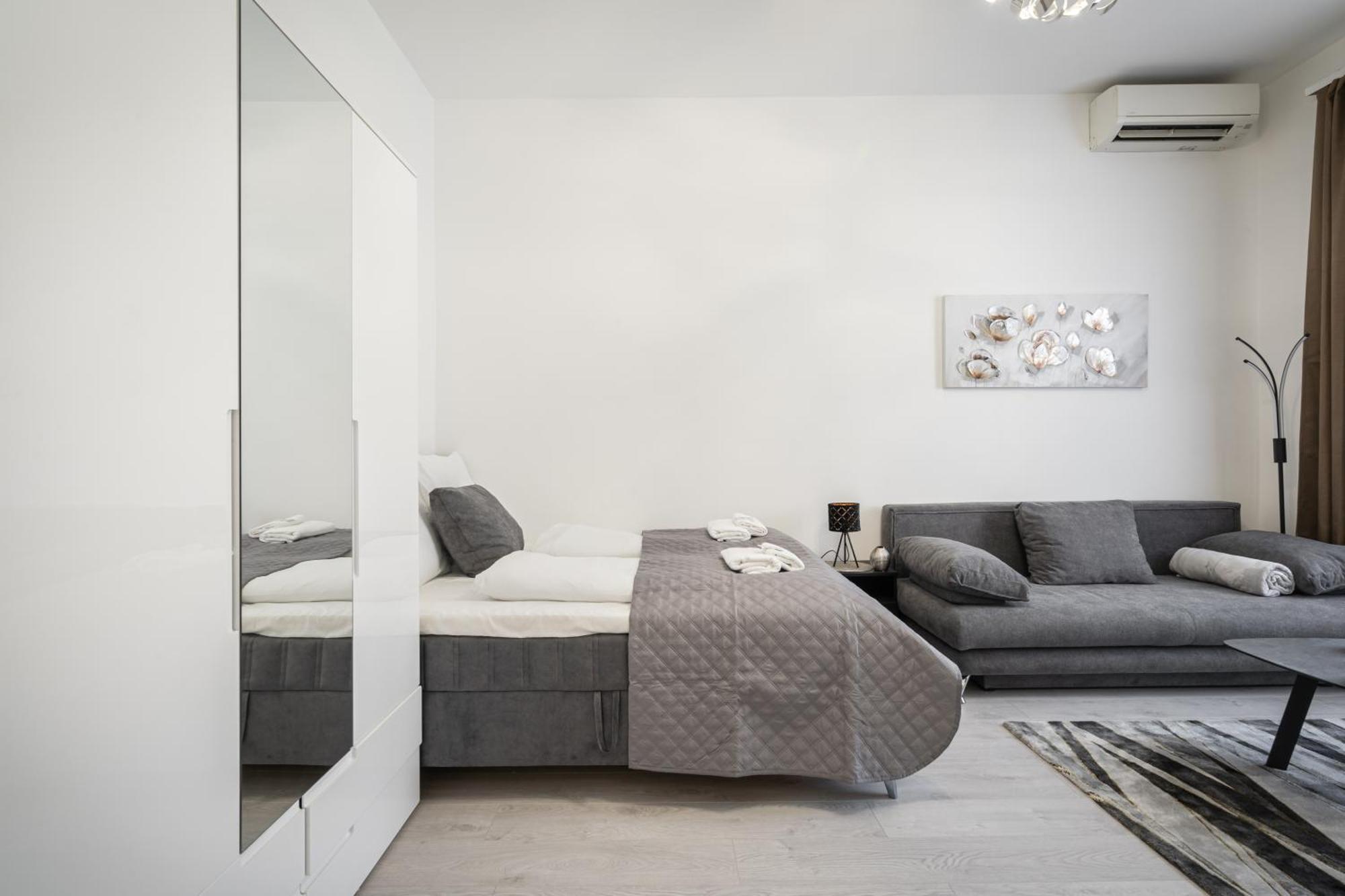 Dorsett Heights Apartment บูดาเปสต์ ภายนอก รูปภาพ